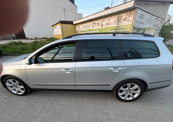 Volkswagen Passat cena 13500 przebieg: 284700, rok produkcji 2005 z Kielce małe 781